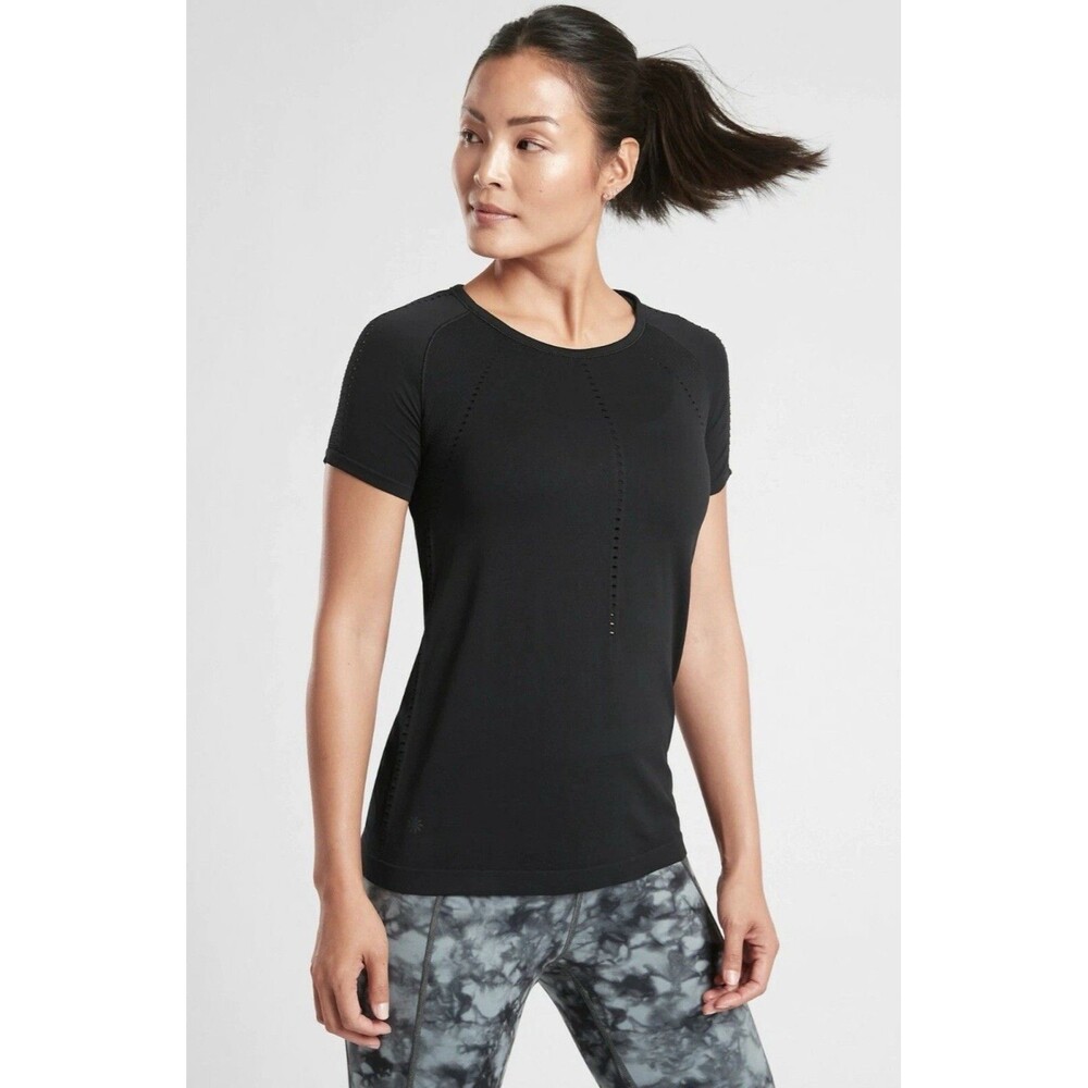 Athleta Foothill Tee Short sleeves top, Black SIZE Large       #335981